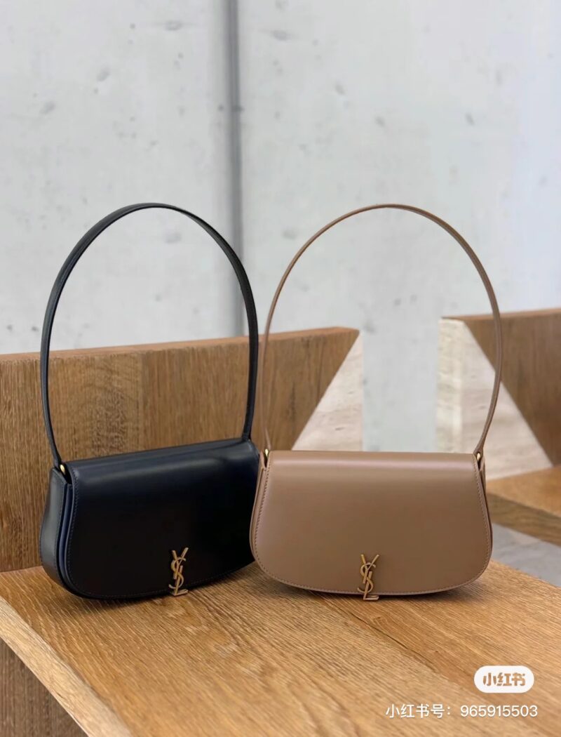 (YSL Mini Voltaire~Dreamtime Love Pack Getv)
Super Chic's Half Moon Underarm Bag at a Glance! The high-end minimalist style is very versatile! My favorite classic black gold pairing with yyds.