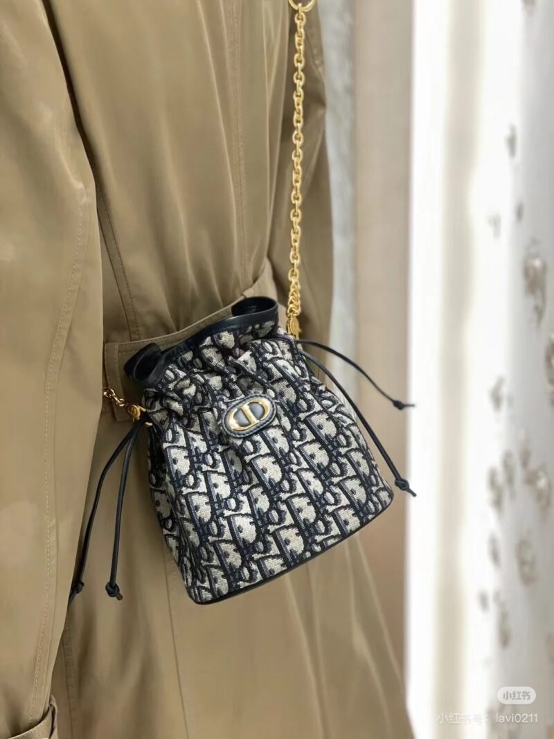 005eea0bbe.jpg Dior Old Flower Little Lucky Bag