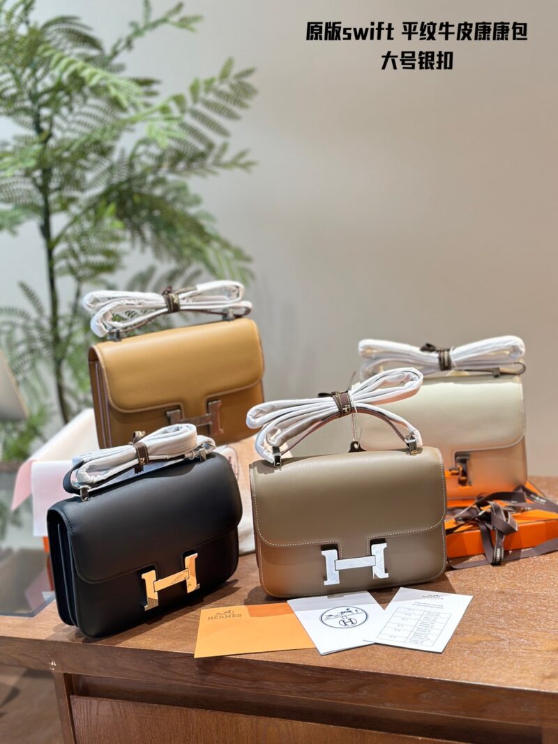 017426cba7.jpg Original leather P310 counter packaging
The original Hermes Concon Swift bag is made of calf leather (soft cowhide)
The characteristics of the leather material are not small cowhide (soft cowhide), very soft, with delicate and smooth patterns, very g...