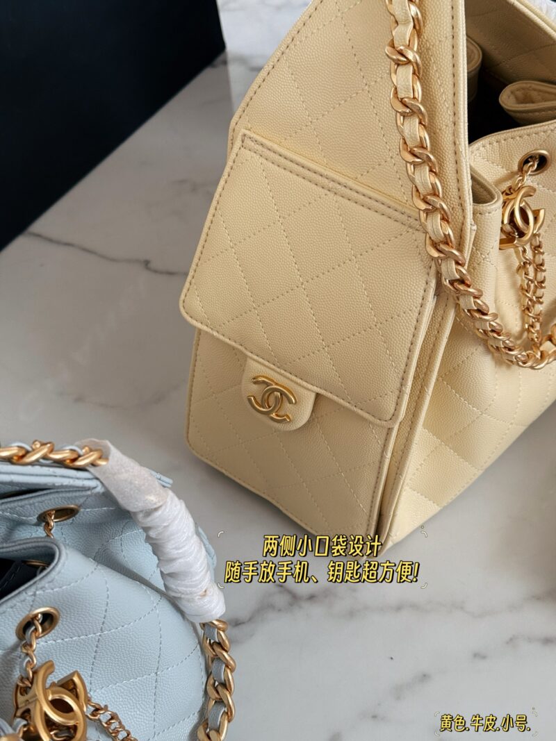 310 cowhide box
Size: 26 * 21cm (small)
Xiaoxiang Home 25C Hobo Hippie Underarm Bag
Cool and stylish bucket design, very retro
Do you want a yellow trick to attract wealth or a blue ice cream
Ling~can arrange anything