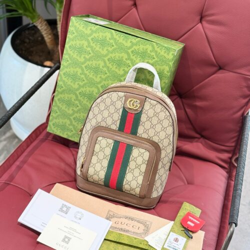 0954773ab3.jpg p240
Gucci Ophidia Classic Vintage Double G Backpack with Vintage Flower and Red Green Colors, Super Elegant and Versatile Size: 23 × 30 with Box