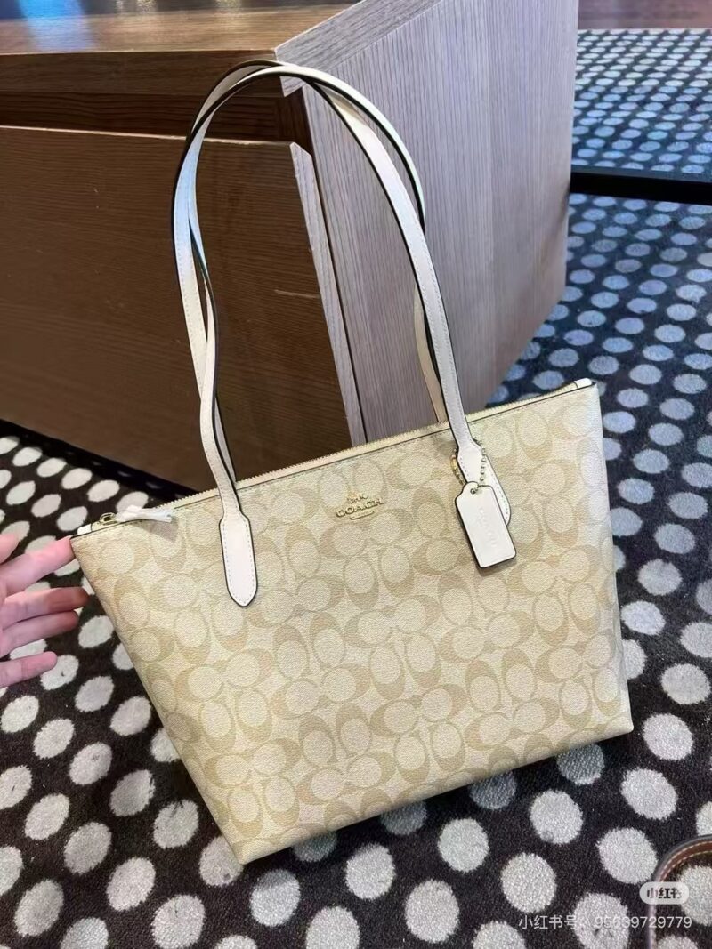 Coach shopping bag
