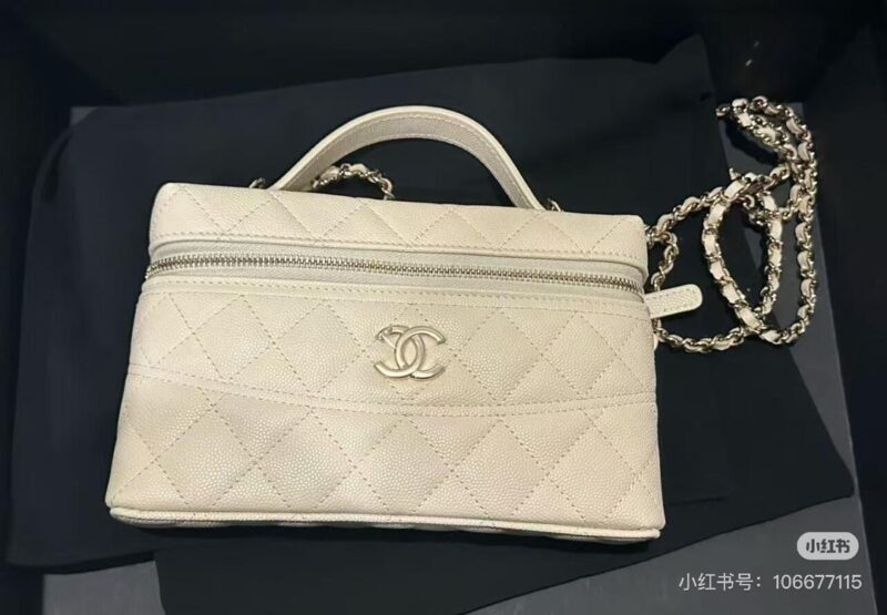 0d6301611b.jpg Chanel LP Same Style Small Box Small Makeup Bag