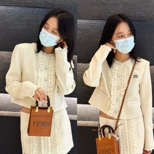 A small and exquisite bag!