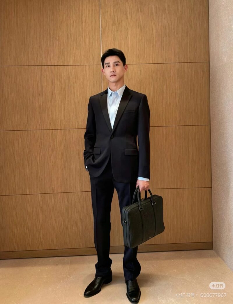 Dior briefcase made of cowhide