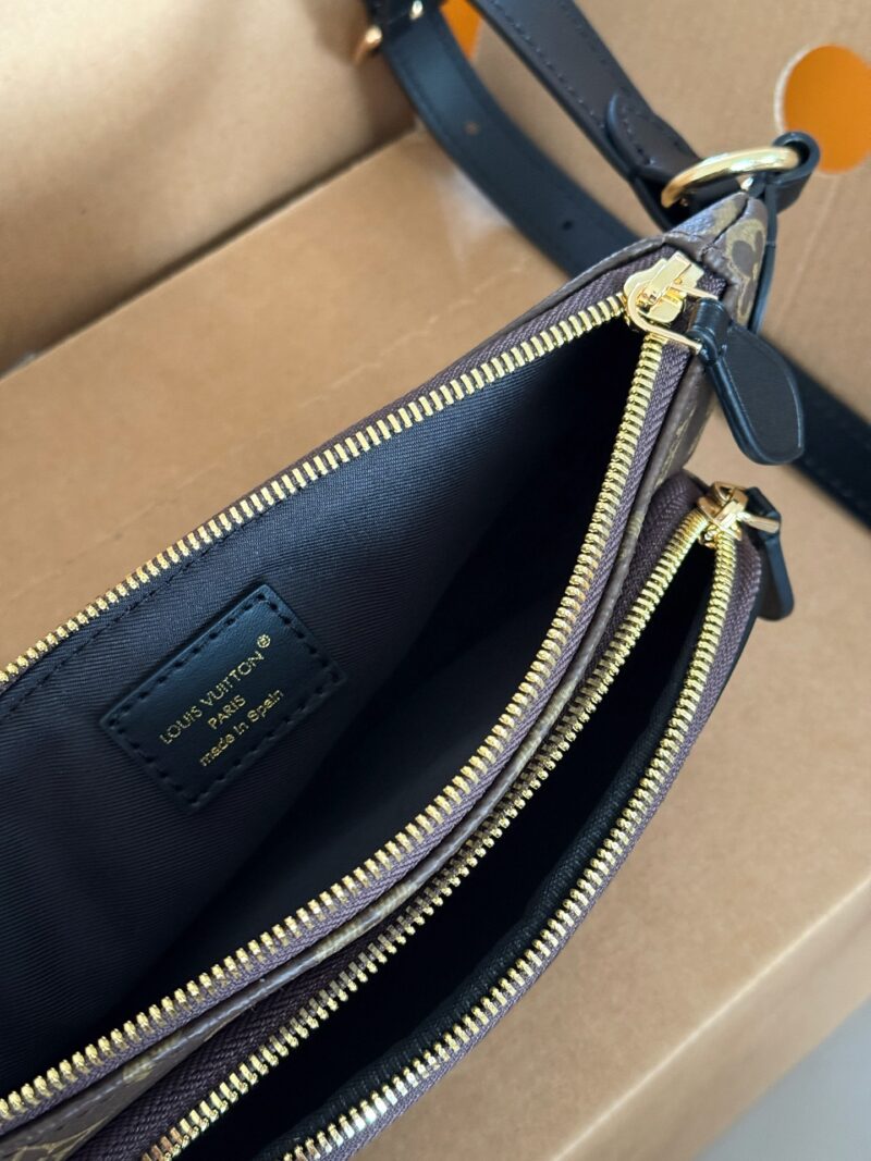 220 boxes
size：28*11.5cm
Keepit waist bag
The weight is almost negligible, so there will be no burden for running, exercising, or shopping!
It's super convenient to put AirPods in your big phone/front small bag!