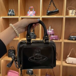 Dual use bag 726833 # blue series, original high quality, G Home continues to update color schemes, adding more exquisite tones. The new color scheme and color combination inject new ideas into the brand's iconic items, highlighting a modern style. T...