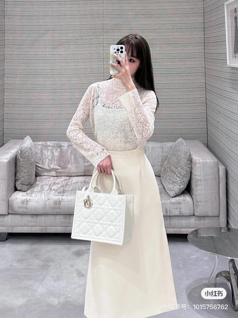 Dir new tote