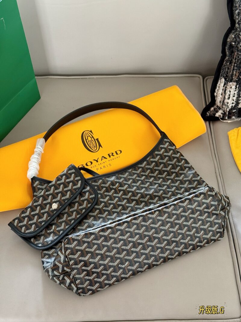 1a22f90022.jpg 205 unboxed upgraded version
size:32*25cm
Goya's New Hobo Underarm Bag/
Summer dopamine! There are many colors!
Leather/leather/workmanship have all been upgraded!
From beginning to end, everything was booked by customers!
Hobo is perfect for commu...
