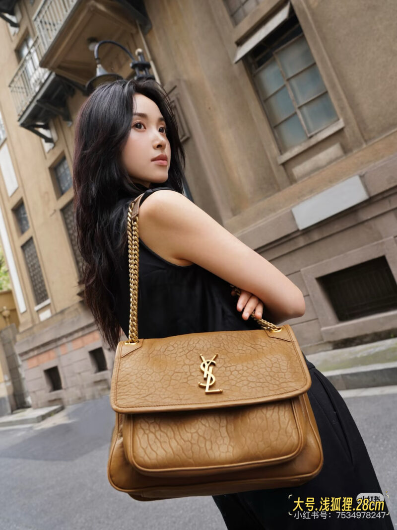 1ce6a21177.jpg Fox color is very high-end ??