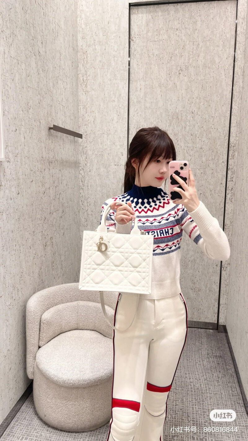 Dir new tote