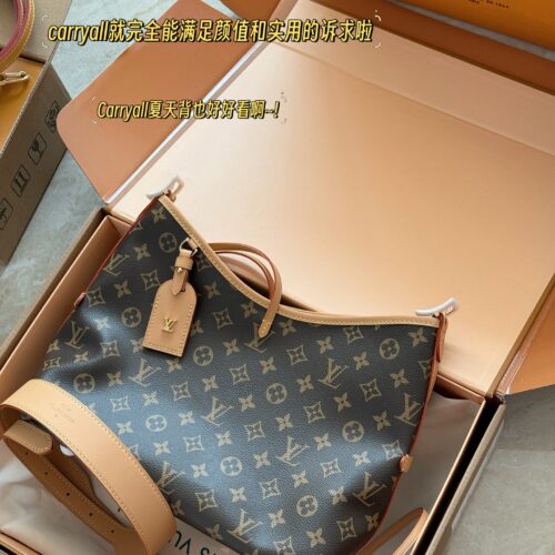300 boxes (customized version)
Size: 30 * 20cm (small)
Take actual photos of the shipment and experience it
CarryAll, the strongest member of the L family,
Cute and casual are all okay, haha
Carryall is really strong!
Comes with a storage wallet,
be ...