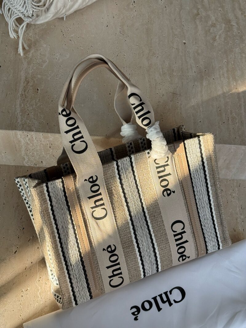 235b47ceb5.jpg 190 without box
Size: 36 * 25cm (Medium)
Chloe canvas shopping bag
Customized in-house ??
The most worthwhile canvas tote Chloe to buy
Super feel!
?? Customized version!
