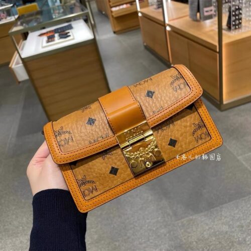 *Vintage Chain Bag * MCM * 2021 Autumn New Collection Classic Printed Logo Woc