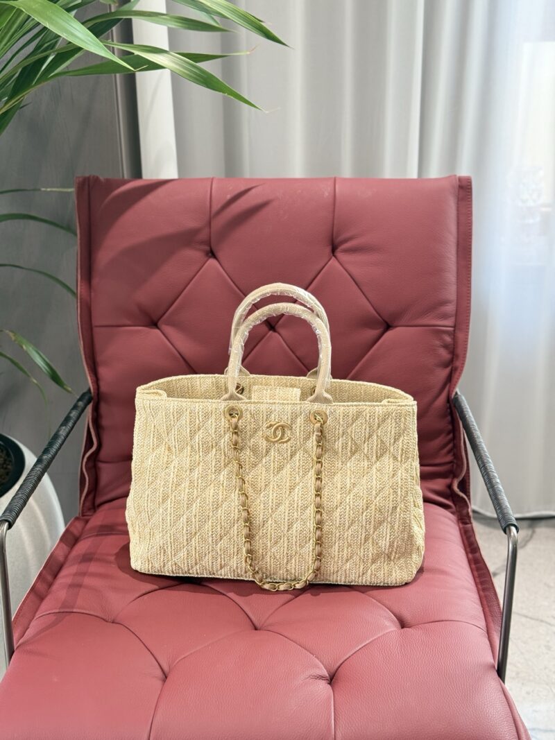 2663758fb9.jpg Chanel woven shopping bag 36cm