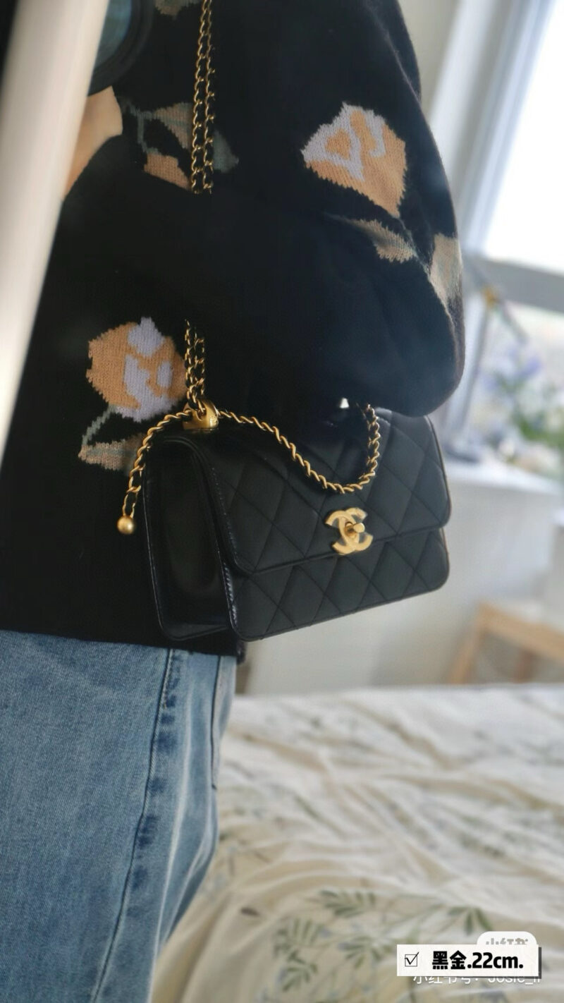 280b4c2764.jpg ? Design of Double Bead Chain
Can I freely adjust the length, crossbody/hand-held/portable