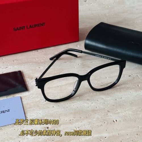 210 Pack
Naked glasses, I call them the goddesses of bare skin!
Saint Laurent capsule series M480 plain glasses
An essential natural beauty tool, Rose's same style glasses
·Classic YSL brand logo embellishment, overall simple yet recognizable