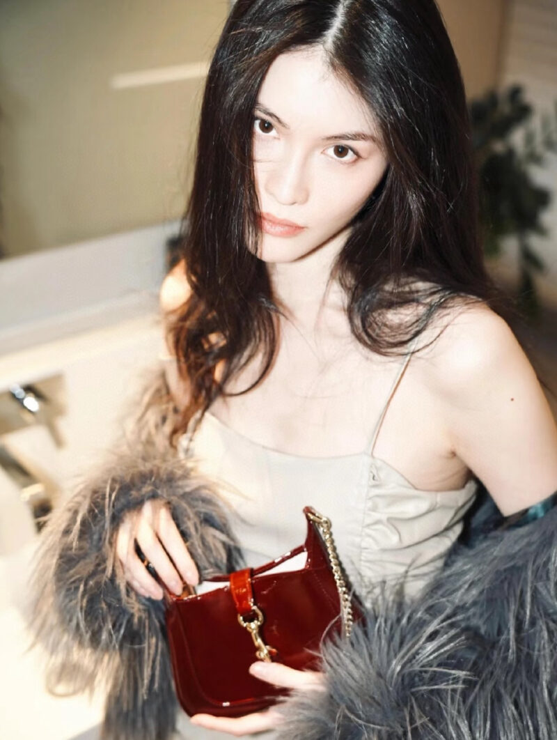 2b7c0e7df2.jpg Celebrity Same Style Get ??