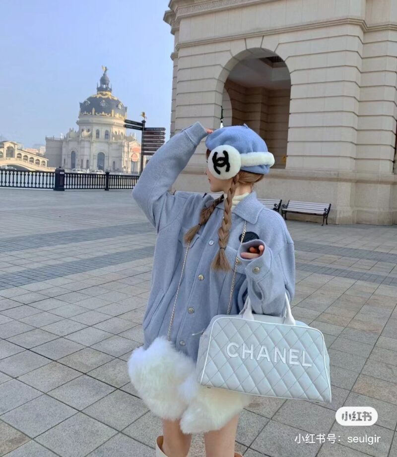 2c5e23bf6c.jpg Chanel bowling bag