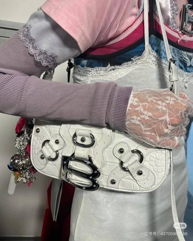 310b340e2c.jpg Balenciaga's new underarm collection