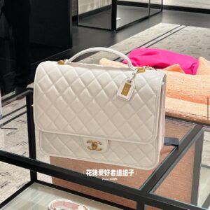 22k backpack with college style and unbeatable quality