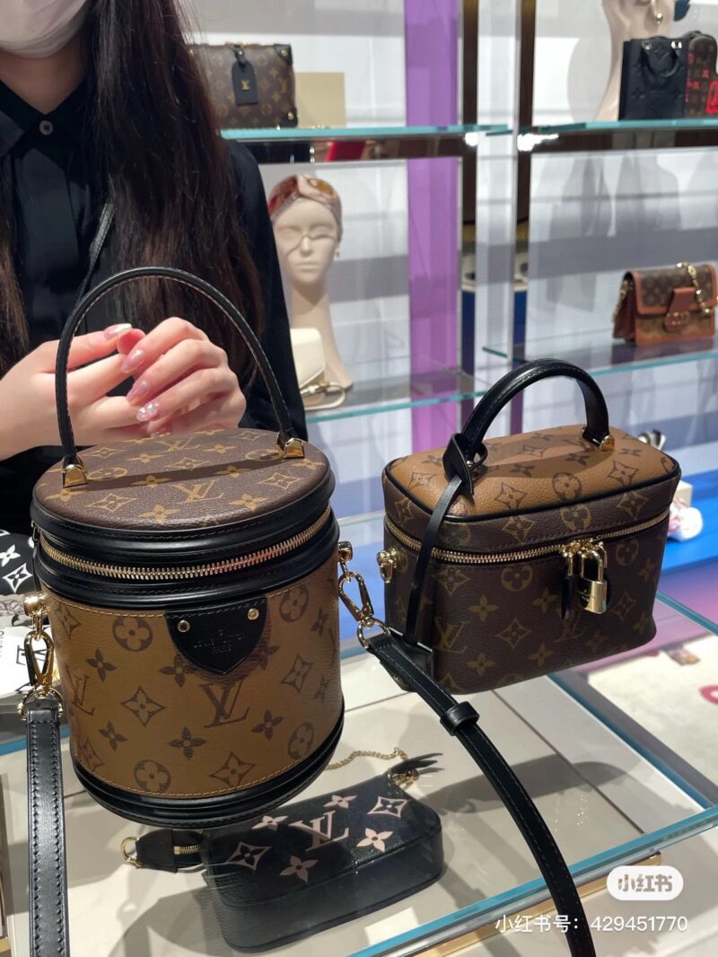 Classic Wealth Bucket LV Must Buy