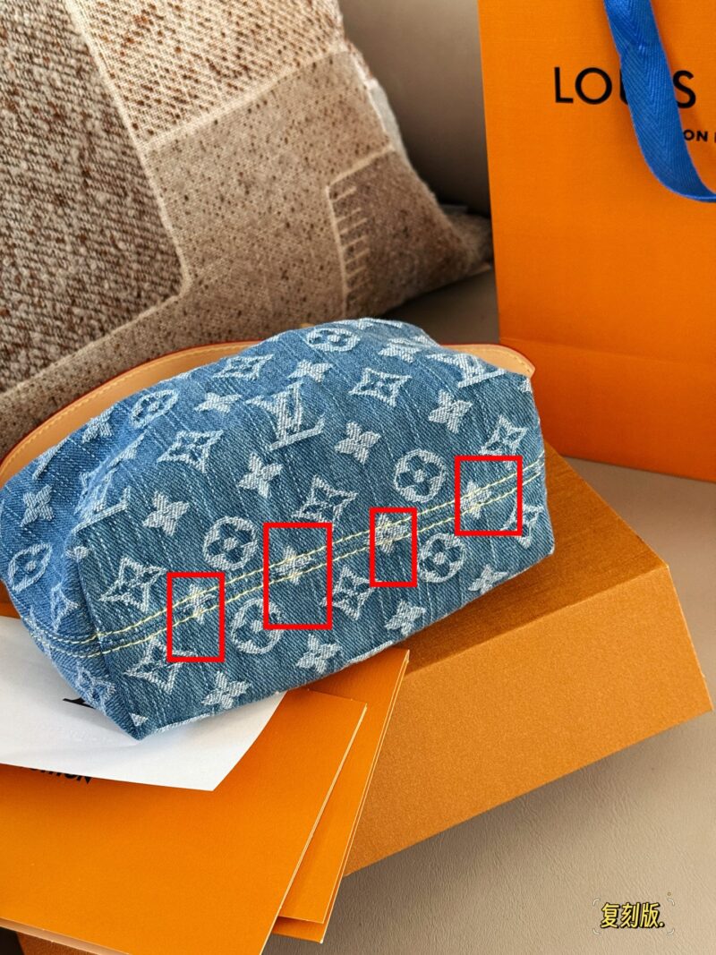 225 box replica version
size：20*11cm
New denim lunch box bags keep up with this trend
That's so cute
Retro is the real top!
L's new denim lunch box bag!