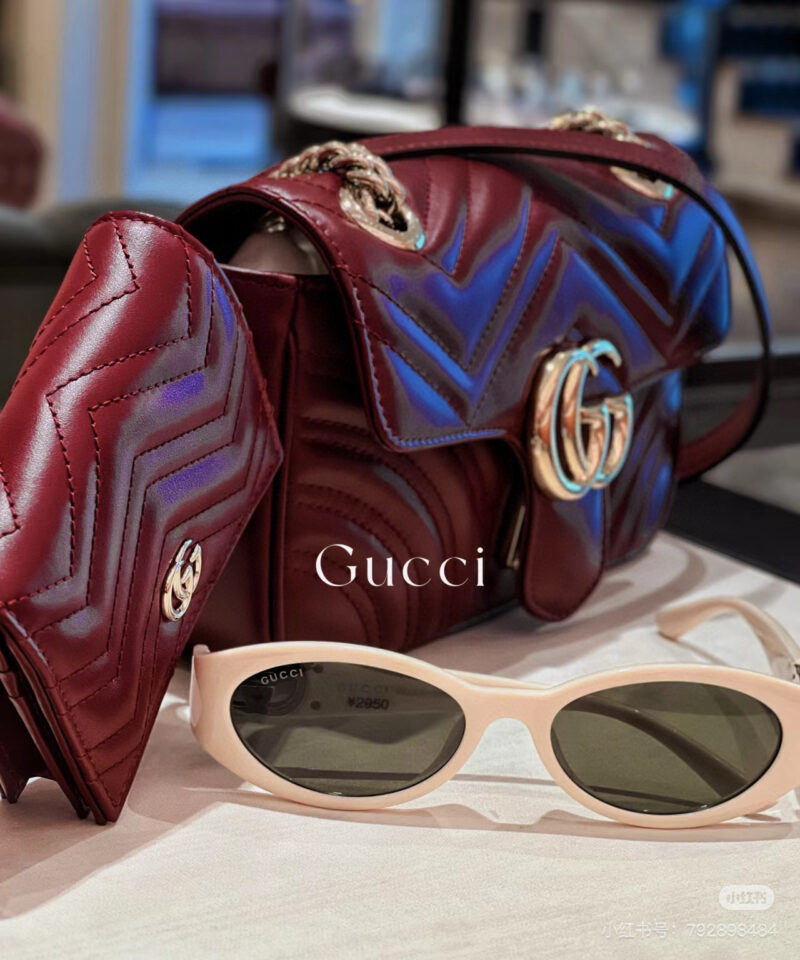 Gucci Marmont is the first choice for babies born in their zodiac year after getting married in red