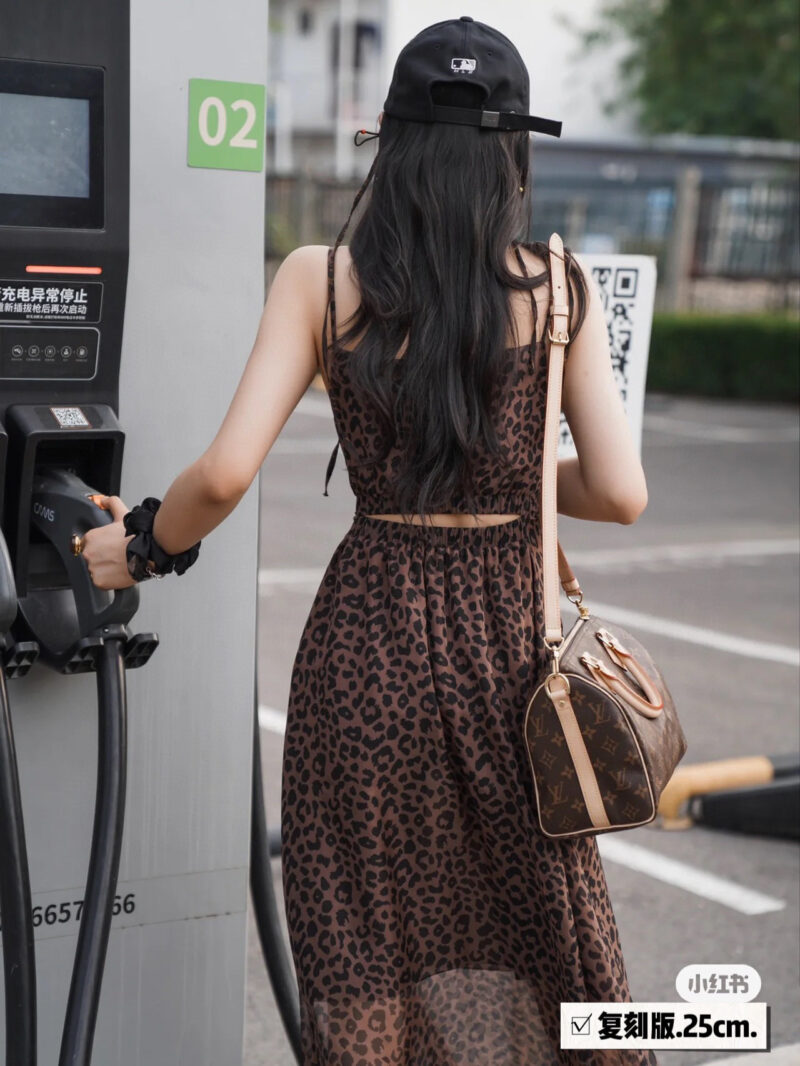 3dd23cfc11.jpg Cross body reference ??