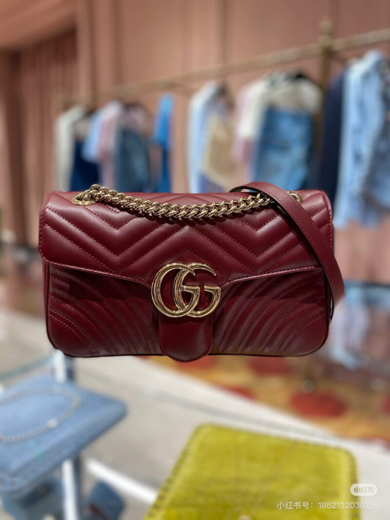 Gucci Marmont is the first choice for babies born in their zodiac year after getting married in red