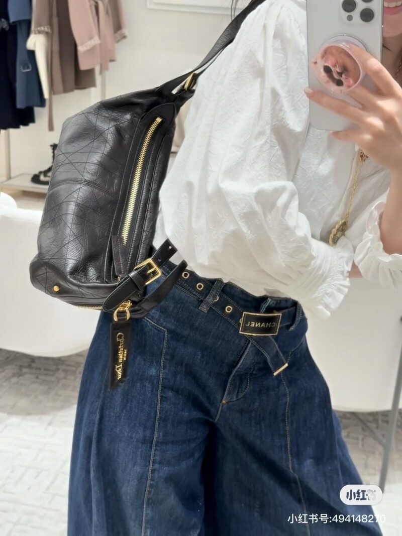 421452cde3.jpg Dior D-Journey New Collection Respectful Dior New Collection Super Popular Style Multi purpose Bag, Super Lightweight