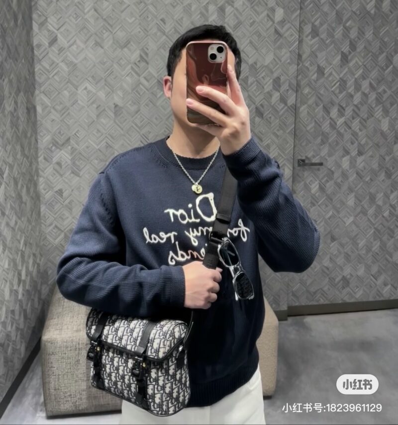 447c9e2df0.jpg Dior Classic Old Flower Postman Bag