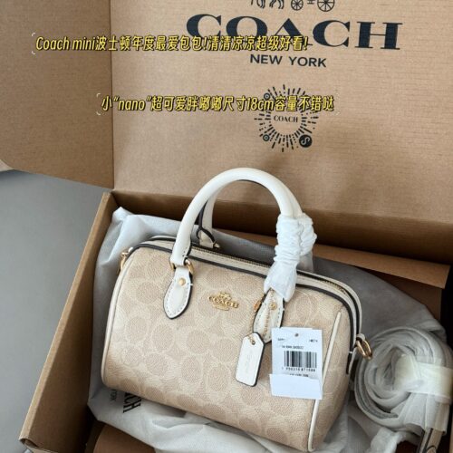 210 (full package) replica version
size：18*12cm
C Home 24ss Pillow Bag/New Product Upgraded Again
Super cute mini Boston
Classic small size
Small body, large capacity!
Channel goods are very rare!
Search Coach Pillow Bag