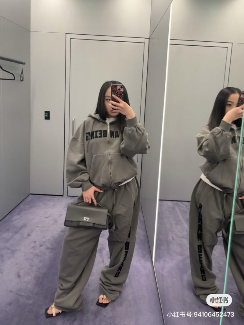 480ee39c8f.jpg Balenciaga's new model