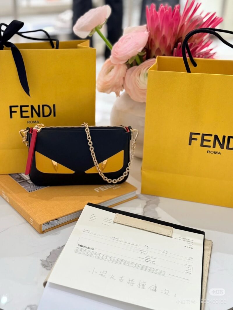 483d7972c8.jpg Fendi little monster