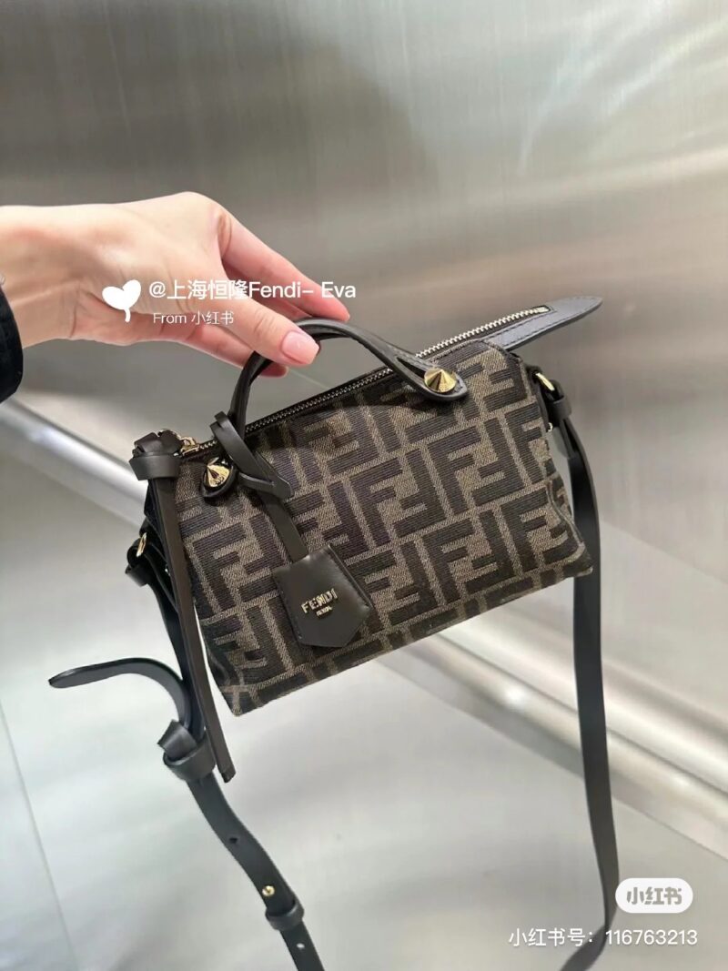 4898a1d680.jpg Fendi Old Flower Cute