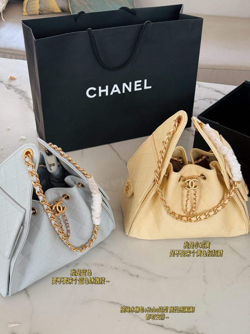310 cowhide box
Size: 26 * 21cm (small)
Xiaoxiang Home 25C Hobo Hippie Underarm Bag
Cool and stylish bucket design, very retro
Do you want a yellow trick to attract wealth or a blue ice cream
Ling~can arrange anything
