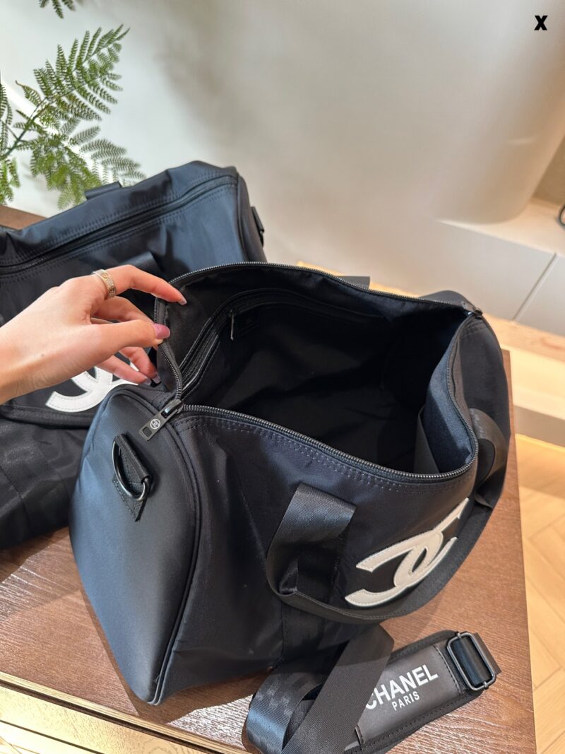 4e78ca8829.jpg Chanel Ancient Travel p195p205
Practical appearance coexists! Fitness, travel, taking care of children, business trips are perfect for both men and women. If you carry them, you will be a fashionable trendsetter
Powerful outfit! Large capacity to mee...