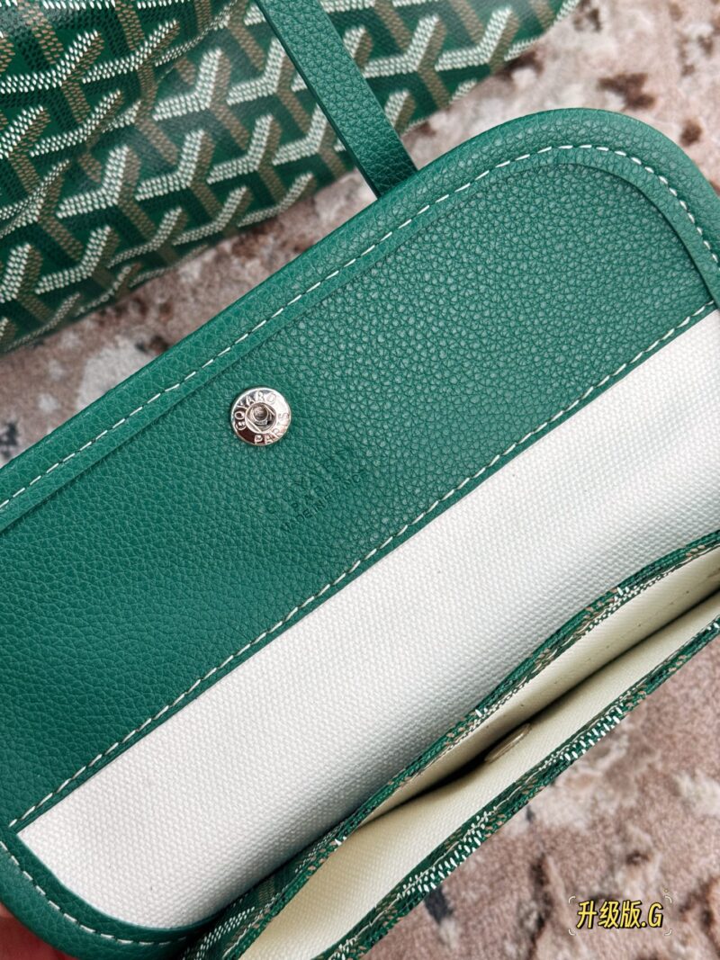 5031267e41.jpg 205 unboxed upgraded version
size:32*25cm
Goya's New Hobo Underarm Bag/Spring Yellow and Green!
Leather/leather/workmanship have all been upgraded!
From beginning to end, everything was booked by customers!
Hobo is perfect for commuting!
Search for...