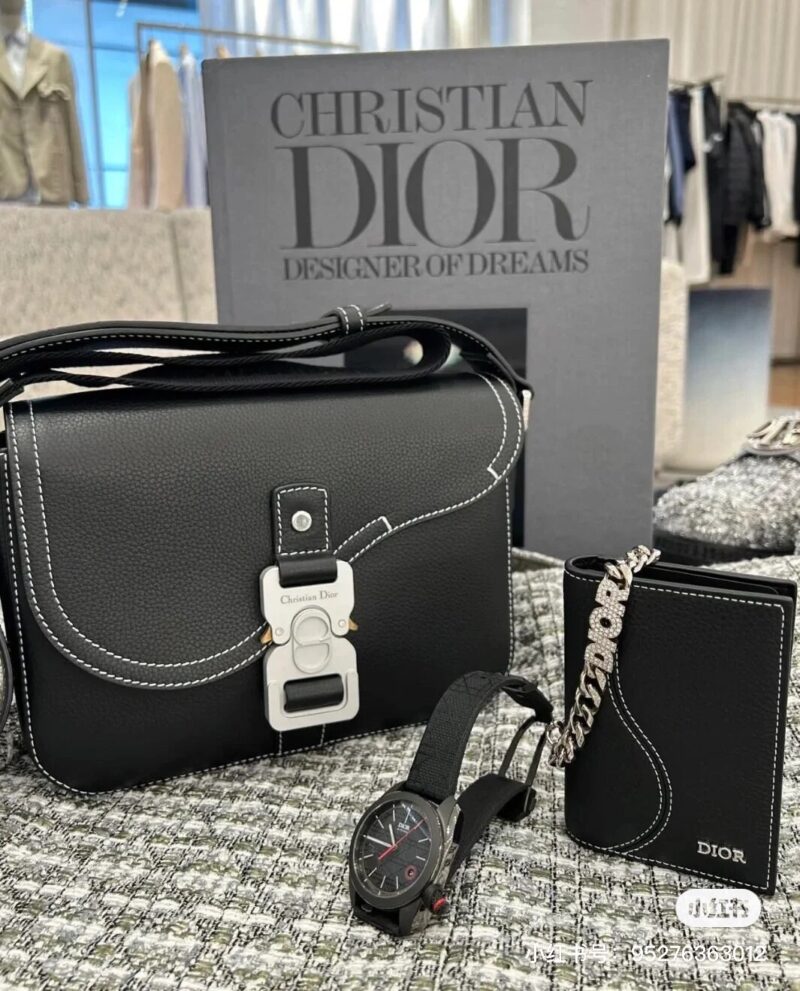 5040d25db1.jpg Dior men's crossbody bag