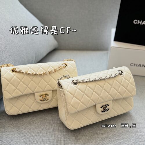220 folding box
size：23.5×14
CHANEL Classic Flap CF Series Caviar Chain Bag with Lid Cover, Single Shoulder Crossbody Bag
The soft and sticky texture of the leather is very good and elegant, but it still needs to be vintage~
Exquisite and compact,...