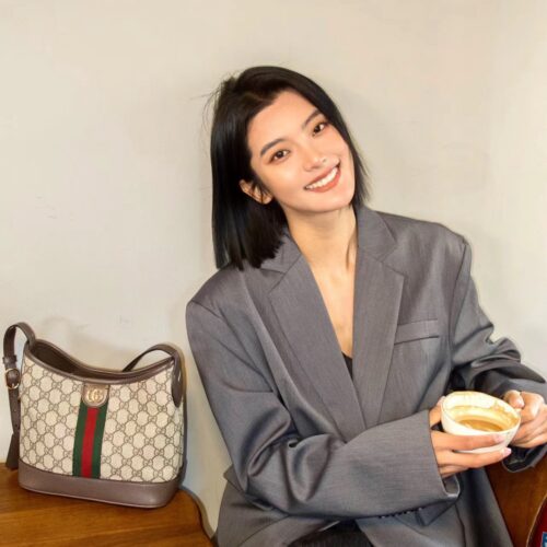 Happy little bucket bag!
