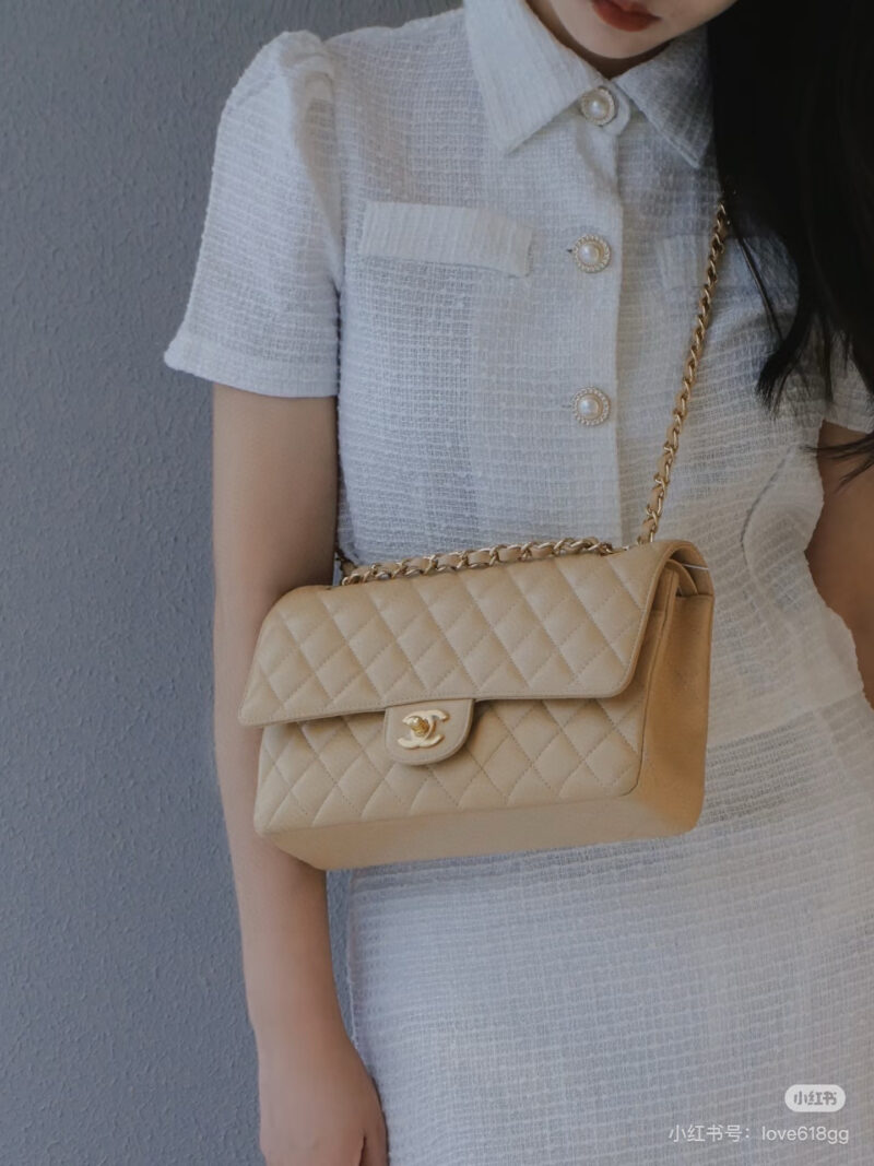Gentle apricot color ??