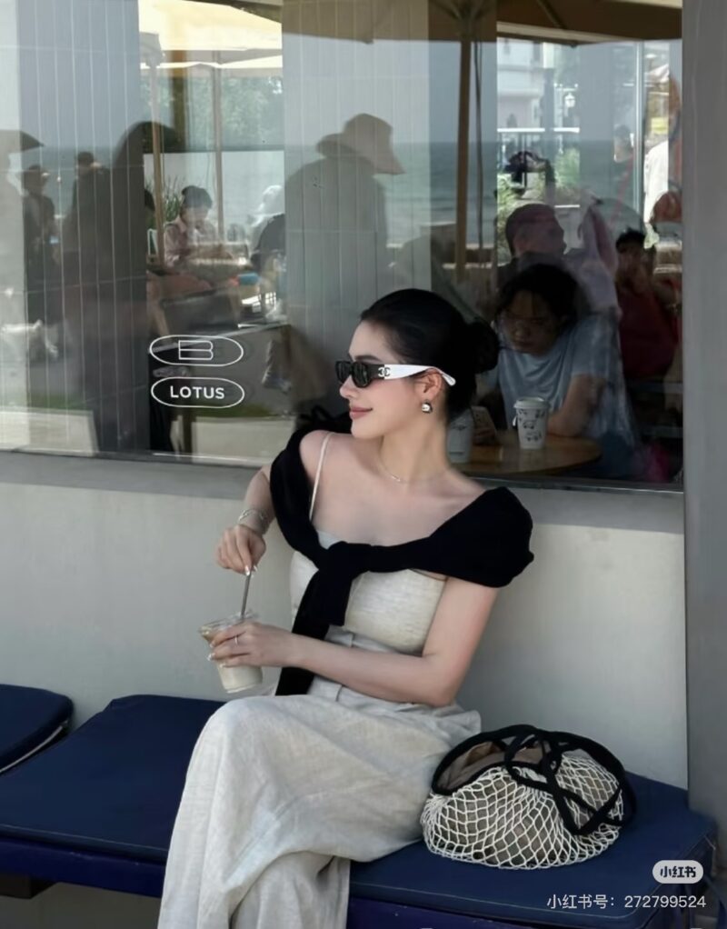 Chanel's Panda Sunglasses, the Fashion God!