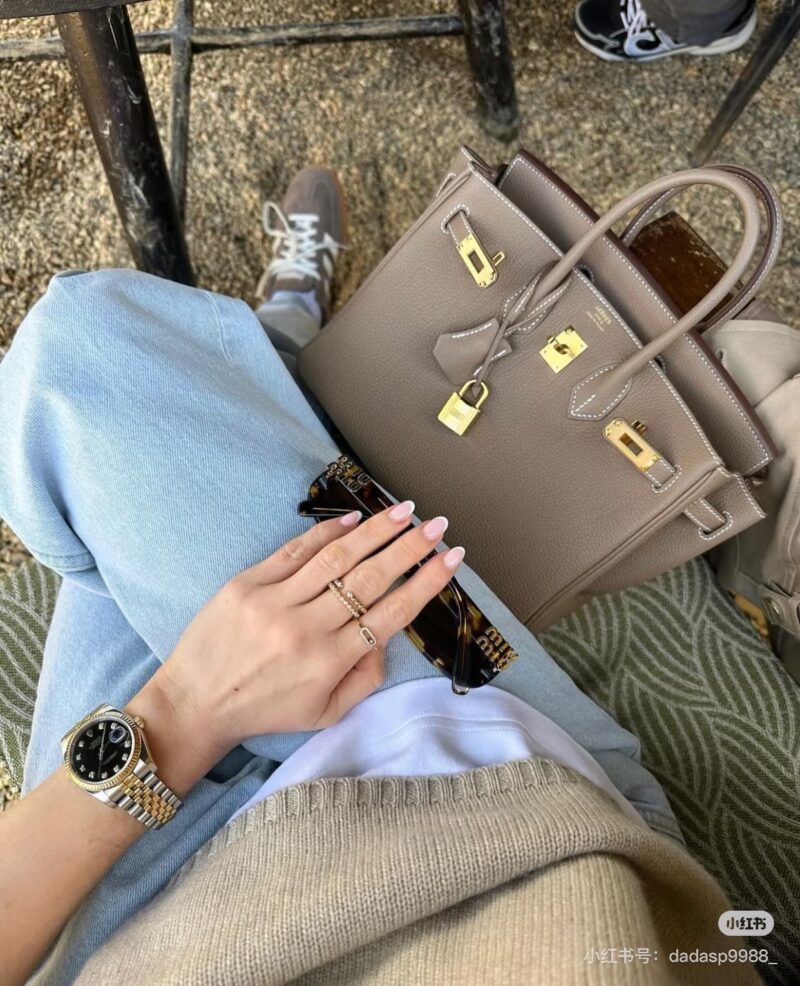 Bk Elephant Grey Classic Must Enter