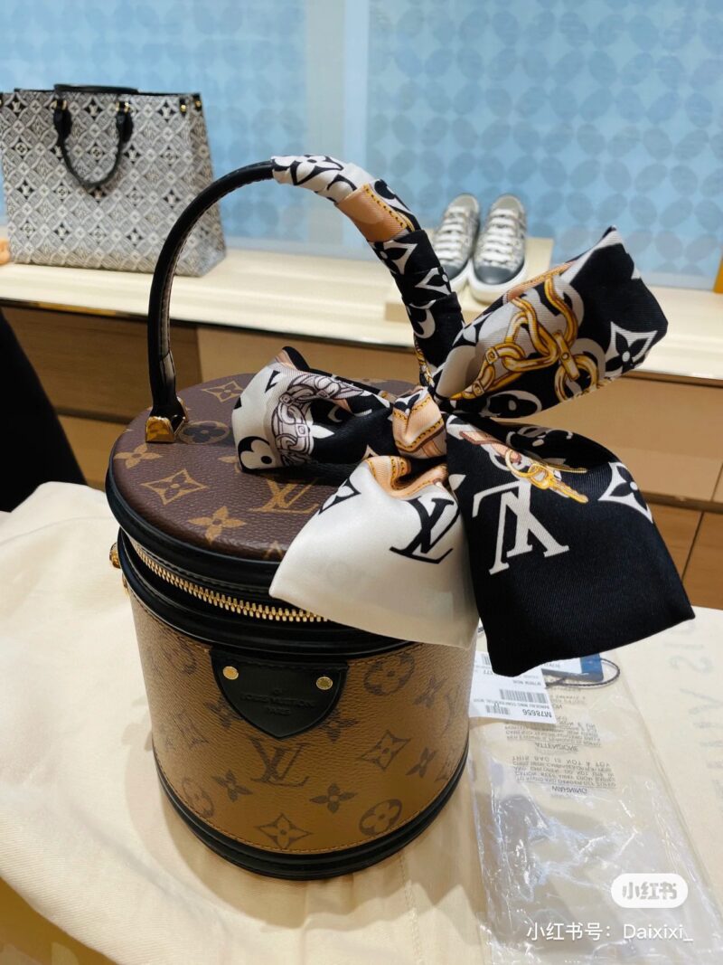 5eb5fdc92a.jpg Cool and cute Lv Wealth Bucket