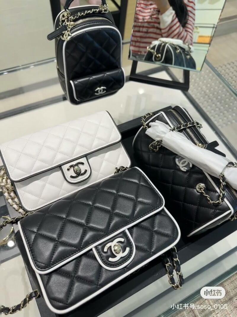 61223783ac.jpg Chanel Panda Color
