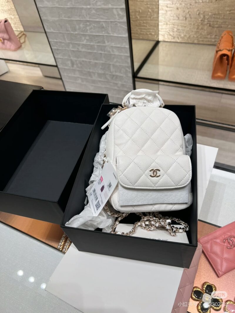 647f84968b.jpg Chanel caviar backpack