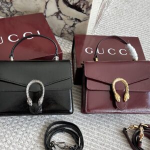 250 boxes
size：22 16cm
GG's latest wine god bag with shiny leather
Latest fabric paired with Shijiushen buckle
Super good-looking