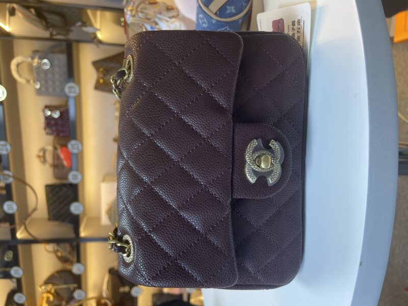 chanel 10